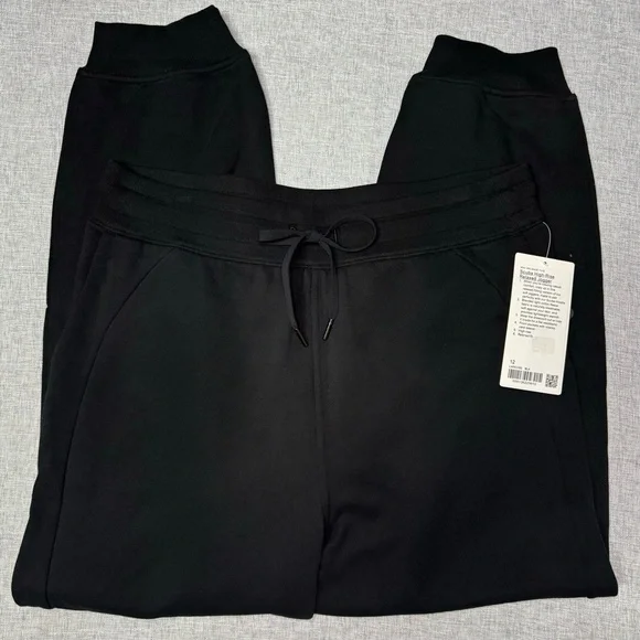 Lululemon Scuba Hogger Pants High Rise Relaxed Black Size 12 NWT - Picture 7 of 10